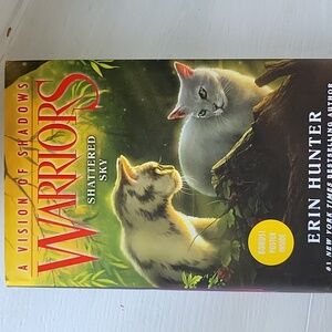 Warriors- A Vision of Shadows: Shattered Sky